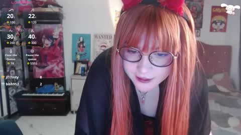 Snapshot of avril2809 chatting on 11/16/25, 02:28 Abril online show from 11/16/25, 02:28