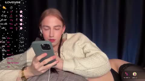 avril_pearly_ online show from 01/17/25, 10:56