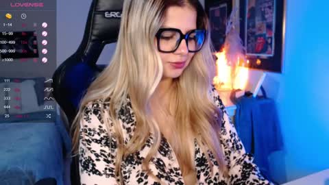 Avrill Morgan online show from 02/06/25, 12:22