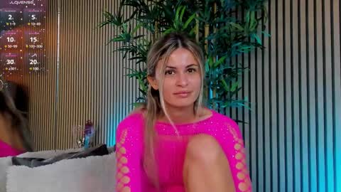 AVRILL CYRUX online show from 03/06/25, 07:57