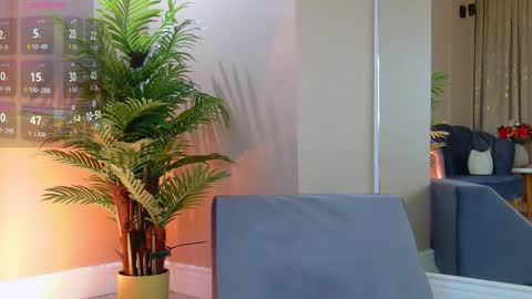 AVRILL CYRUX online show from 09/11/25, 07:08