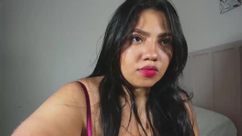 Snapshot of avrilrizox chatting on 02/02/25, 03:54 avrilrizox online show from 02/02/25, 03:54