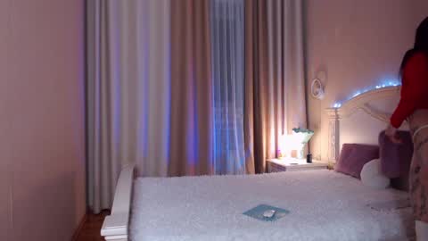 Snapshot of avrora_lew_ chatting on 04/03/26, 07:56 Avrora Inst online show from 04/03/26, 07:56