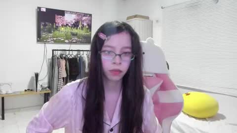 Snapshot of awa_katy chatting on 02/05/25, 11:39 katy online show from 02/05/25, 11:39