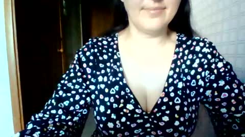 awesomeladyy online show from 06/12/26, 07:29