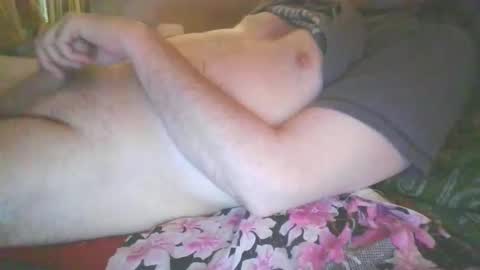 Snapshot of awgoncam chatting on 04/04/26, 05:43 AWGoncam online show from 04/04/26, 05:43