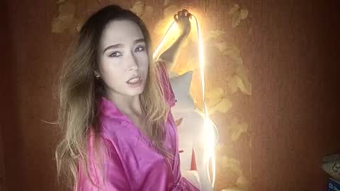 Awora Wolf online show from 09/13/25, 03:45