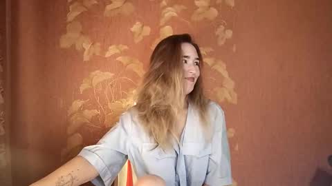 Awora Wolf online show from 10/07/25, 09:28