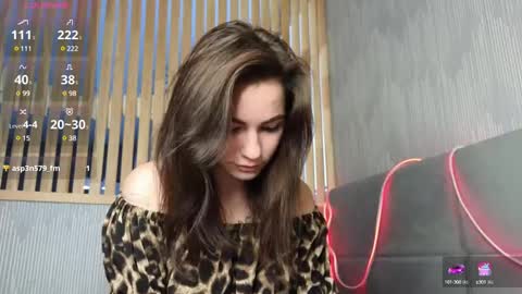 Tris online show from 02/12/25, 04:12