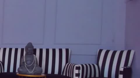 Ella online show from 02/17/25, 05:14