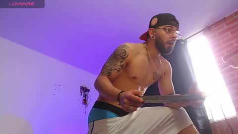 Independiente Model online show from 01/16/26, 08:35