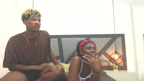 axel_black1 online show from 01/24/25, 05:42