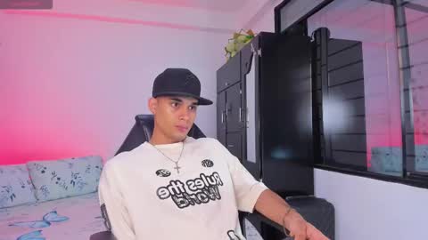 Snapshot of axel_cody_ chatting on 01/08/26, 08:22 AXEL online show from 01/08/26, 08:22