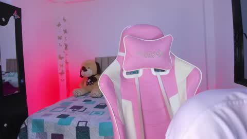 Snapshot of axel_cody_ chatting on 03/21/26, 03:55 AXEL online show from 03/21/26, 03:55