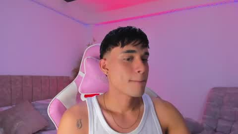 Snapshot of axel_cody_ chatting on 06/12/26, 08:46 AXEL online show from 06/12/26, 08:46