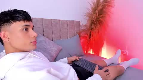 Snapshot of axel_cody_ chatting on 07/17/26, 08:10 AXEL online show from 07/17/26, 08:10