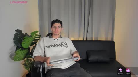 Yooung King  online show from 02/28/26, 09:27