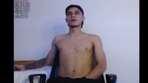 axel davis  online show from 10/22/25, 07:41