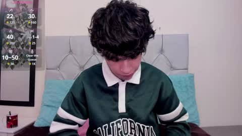 Axel Evanss online show from 01/20/25, 01:32