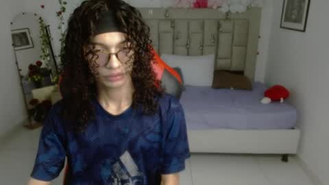 Snapshot of axel_fox7 chatting on 05/28/26, 12:30 Axel online show from 05/28/26, 12:30