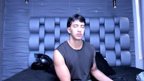 Snapshot of axel_hendrick chatting on 03/12/26, 12:11 axel_hendrick online show from 03/12/26, 12:11