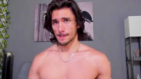 Axel online show from 01/25/25, 09:57