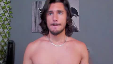 Axel online show from 02/20/25, 11:43