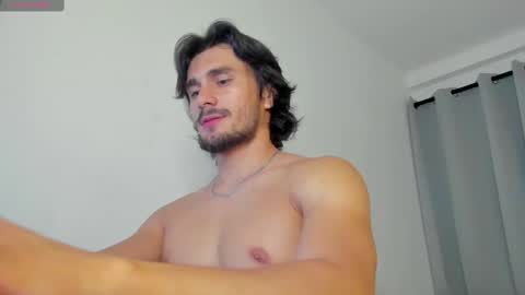 Axel online show from 09/26/25, 03:43