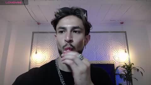 Snapshot of axel_porn_ chatting on 06/29/26, 10:15 Axel online show from 06/29/26, 10:15
