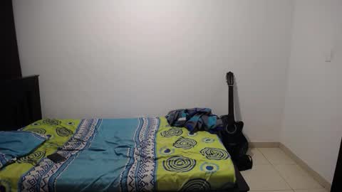 Snapshot of axel_rios_207467 chatting on 10/24/25, 10:39 axel rios online show from 10/24/25, 10:39