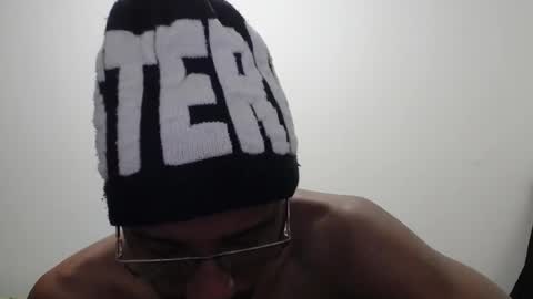 Snapshot of axel_rios_207467 chatting on 10/30/25, 02:13 axel rios online show from 10/30/25, 02:13