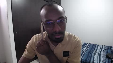 Snapshot of axel_rios_207467 chatting on 11/24/25, 08:52 axel rios online show from 11/24/25, 08:52