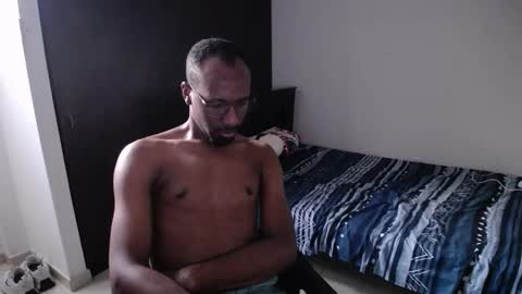 Snapshot of axel_rios_207467 chatting on 11/26/25, 10:22 axel rios online show from 11/26/25, 10:22