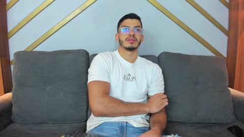 Snapshot of axel_stein2 chatting on 01/20/25, 01:11 Axel online show from 01/20/25, 01:11