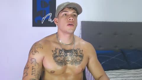 INDEPENDENT MODEL  online show from 12/28/24, 12:15