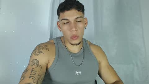 INDEPENDENT MODEL  online show from 01/31/25, 12:28