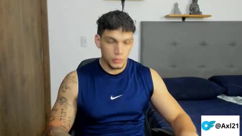 INDEPENDENT MODEL  online show from 11/16/25, 12:49