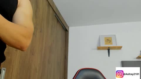 Snapshot of axel_taylor21 chatting on 03/28/26, 02:55 INDEPENDENT MODEL online show from 03/28/26, 02:55