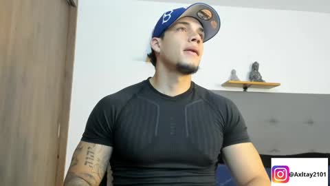 Snapshot of axel_taylor21 chatting on 04/21/26, 10:01 INDEPENDENT MODEL online show from 04/21/26, 10:01