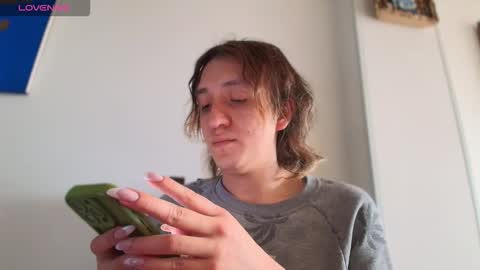 Snapshot of axel_xoxo chatting on 03/17/26, 06:55 Axel Xoxo online show from 03/17/26, 06:55