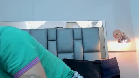    online show from 01/09/25, 10:52