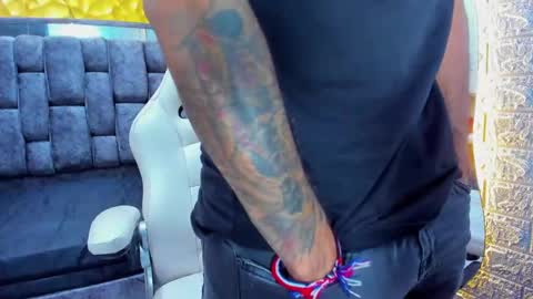 Axell Cross2 online show from 02/01/25, 07:23