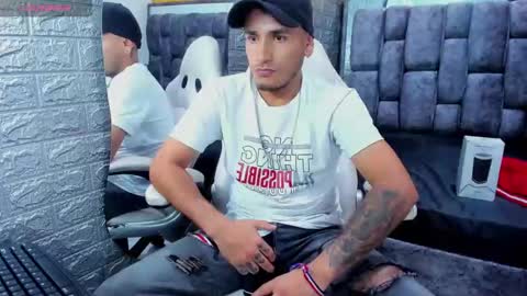 Axell Cross2 online show from 02/22/25, 12:05