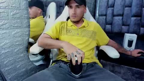 Axell Cross2 online show from 02/25/25, 02:47