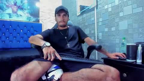 Axell Cross2 online show from 03/20/26, 09:30