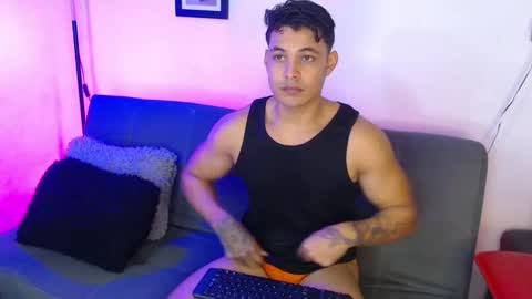 Snapshot of axell_dior chatting on 12/15/24, 02:30 axell online show from 12/15/24, 02:30