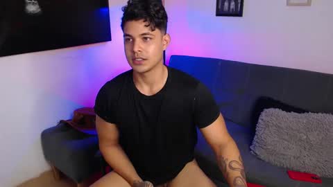 Snapshot of axell_dior chatting on 09/10/25, 03:34 axell online show from 09/10/25, 03:34