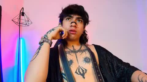 Snapshot of axellkush chatting on 03/28/26, 04:23 AxellKush online show from 03/28/26, 04:23