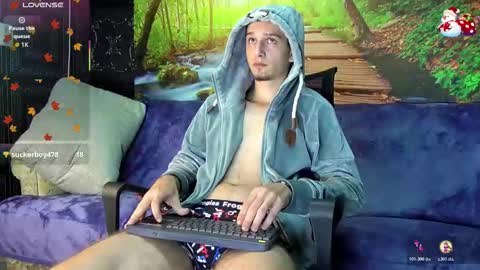 Snapshot of axelmaxximo chatting on 11/08/25, 03:50 Axxel online show from 11/08/25, 03:50