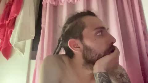 Snapshot of axelphantom99 chatting on 03/31/26, 05:41 DuoRetro online show from 03/31/26, 05:41